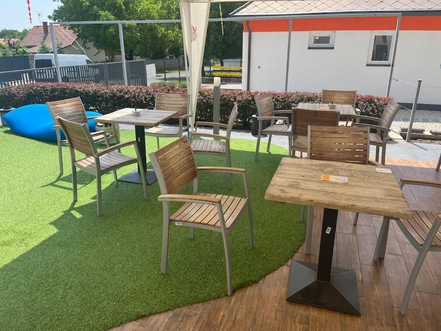Hedon Brewery Apartments - 200 Meter To The Beach Balatonvilágos エクステリア 写真