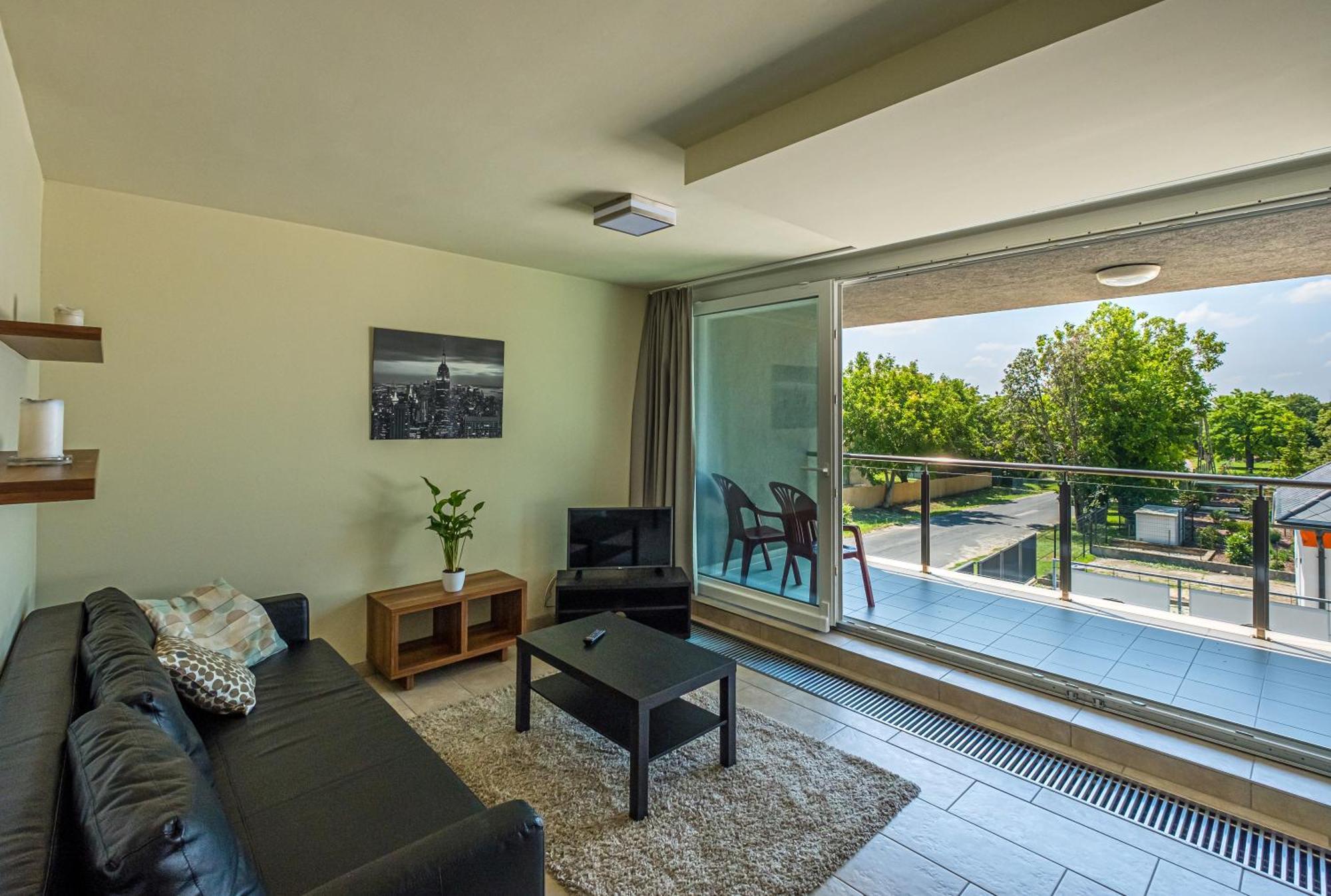 Hedon Brewery Apartments - 200 Meter To The Beach Balatonvilágos エクステリア 写真